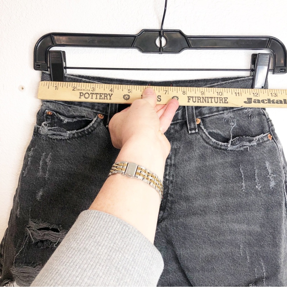 Urban Outfitters BDG A-Line Shorts Washed Black Raw Hem Distressed Short Size 24 - Picture 15 of 16